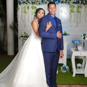 Meet your Posher, Manuel